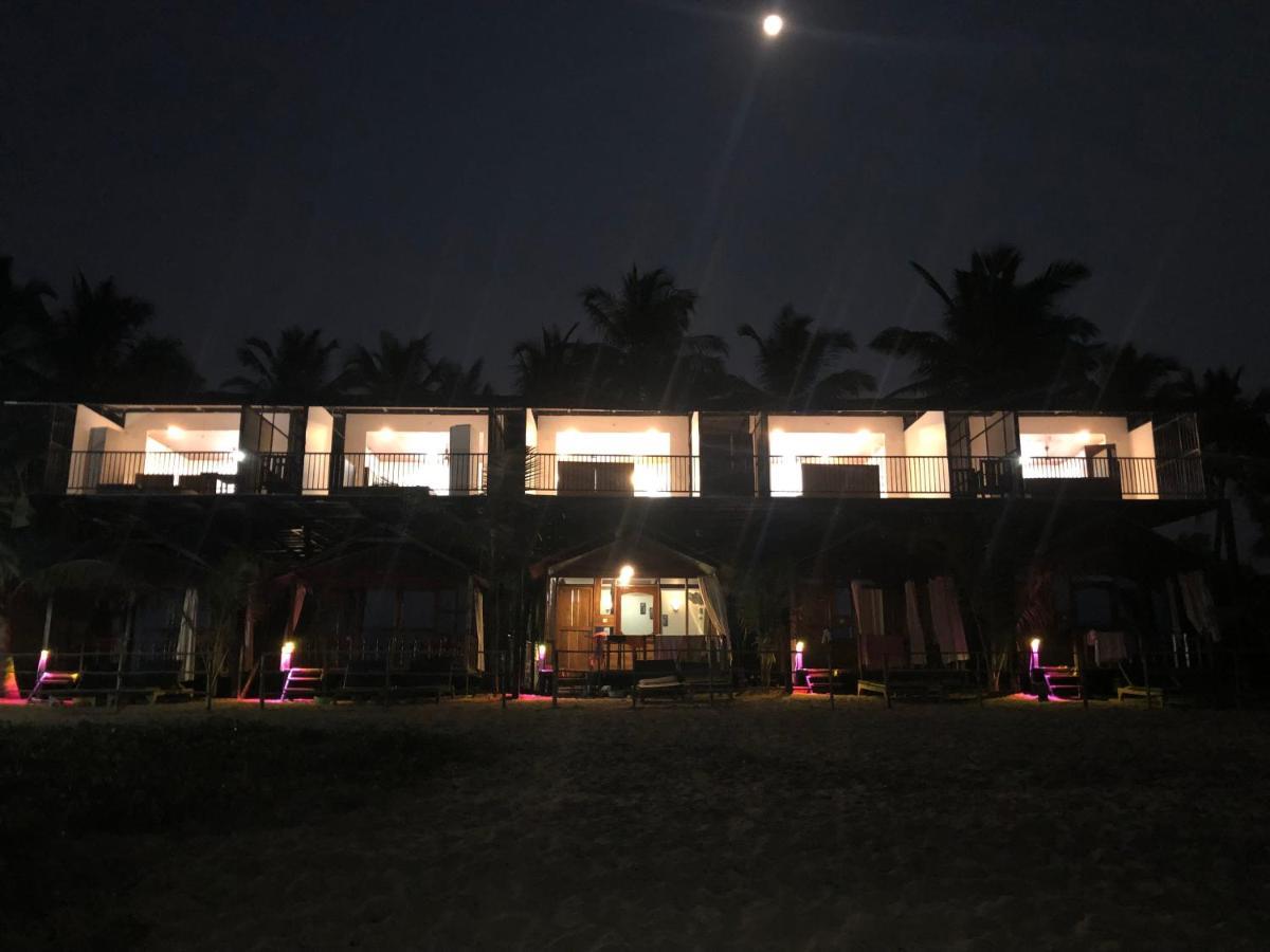 Madhu Huts Agonda Hotel Exterior photo