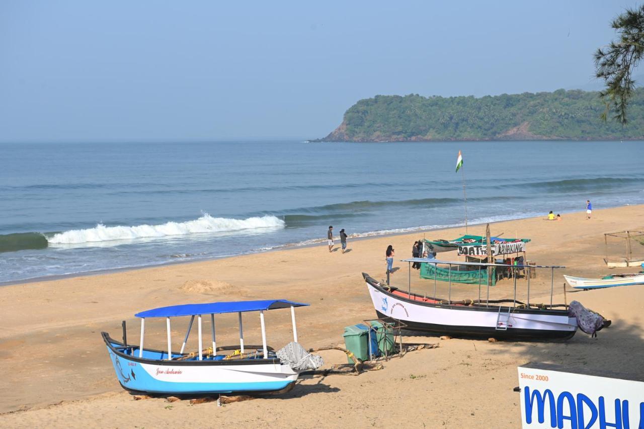 Madhu Huts Agonda Hotel Exterior photo