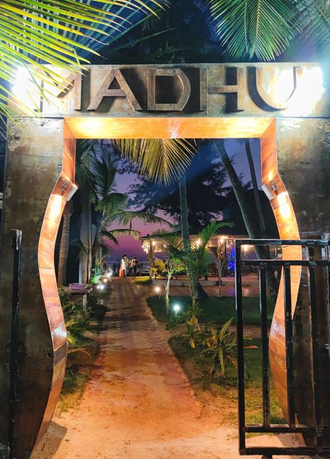 Madhu Huts Agonda Hotel Exterior photo